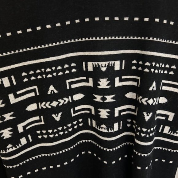Pendleton Aztec Print Black Merino Wool Cardigan- Size Large - Picture 5 of 6